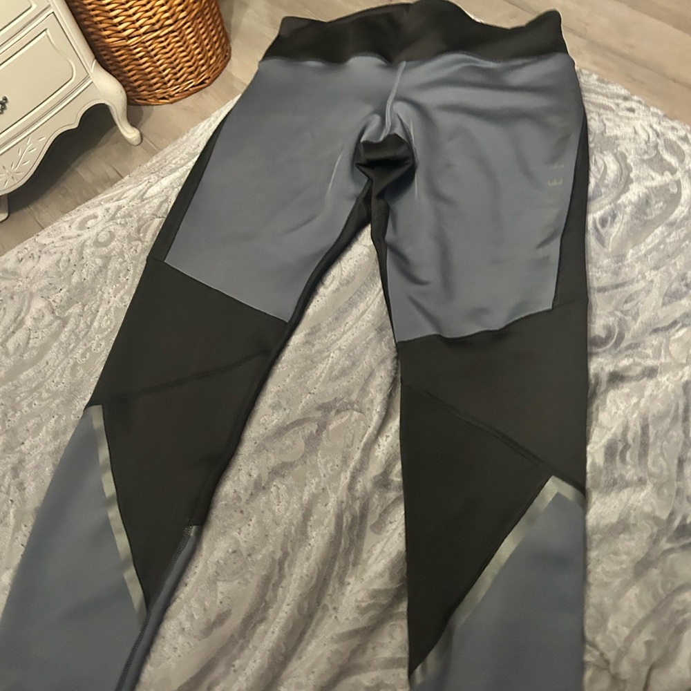 Under Armor Stylish Black and Gray Leggings